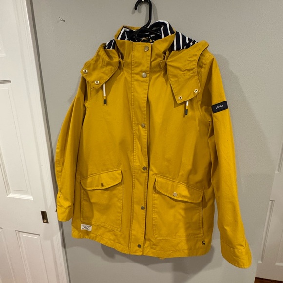 Joules right-as-rain yellow waterproof parka with hood, size 10 hardly worn - Picture 2 of 16